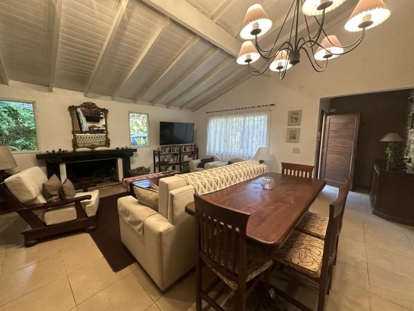 Casa en venta | 6 ambientes | Benavidez