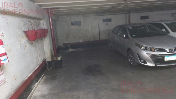 Cochera en venta | Retiro