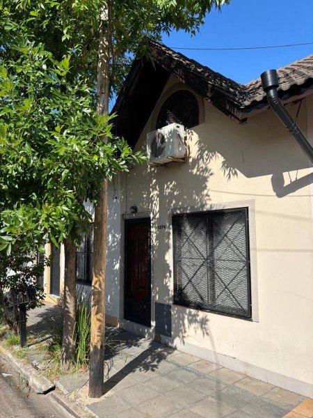 Casa en venta | 3 ambientes | Lan&uacute;s Este | Lanus