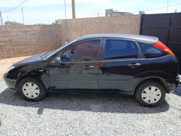 Ford Focus Focus 1.6 8v Ambiente 5p