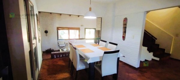 Casa en venta | 7 ambientes | Villa Elisa | La Plata