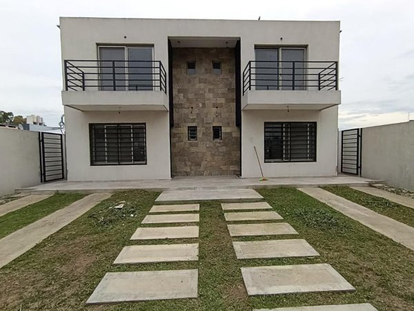 Casa en venta | 3 ambientes | Longchamps