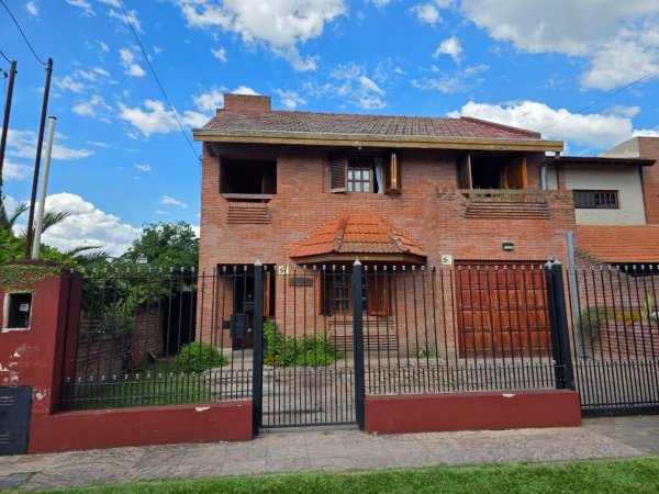 Casa en venta | 5 ambientes | Burzaco