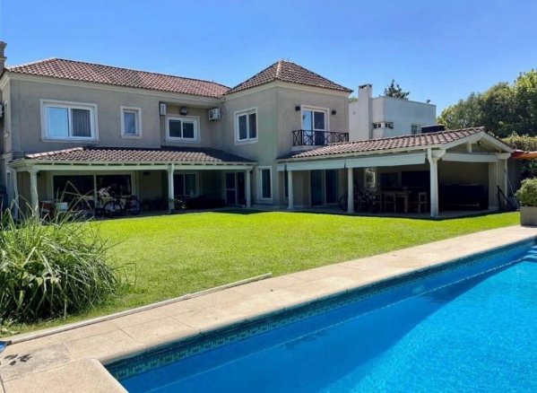 Casa en venta | 6 ambientes | Pilar