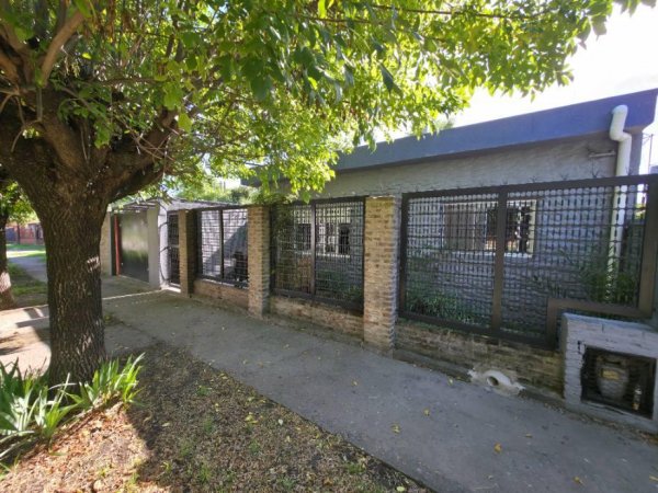 Casa en venta | 3 ambientes | Burzaco