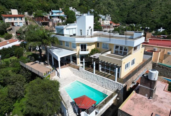 Casa en venta | 3 ambientes | La Cuesta