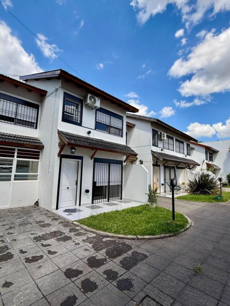 Casa en venta | 5 ambientes | Temperley