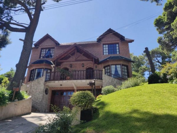 Casa en venta | 5 ambientes | Villa Gesell