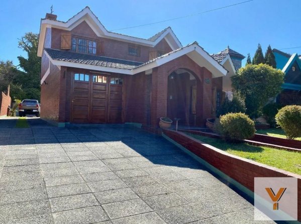 Casa en venta | 5 ambientes | Mar De Ajo