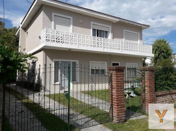 Departamento en venta | 10 ambientes | Villa Gesell