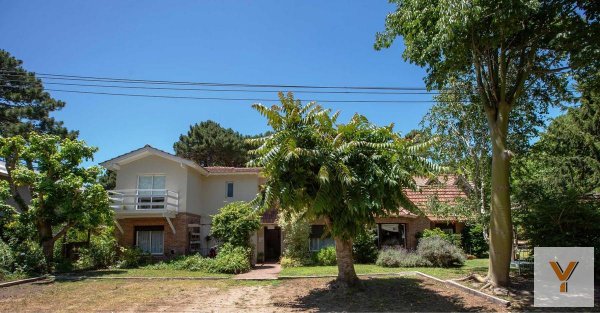Casa en venta | 11 ambientes | Bosque | Pinamar