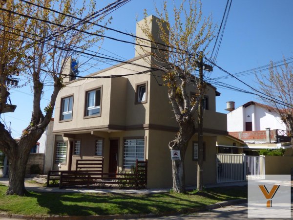 Casa en venta | 6 ambientes | Mar De Ajo