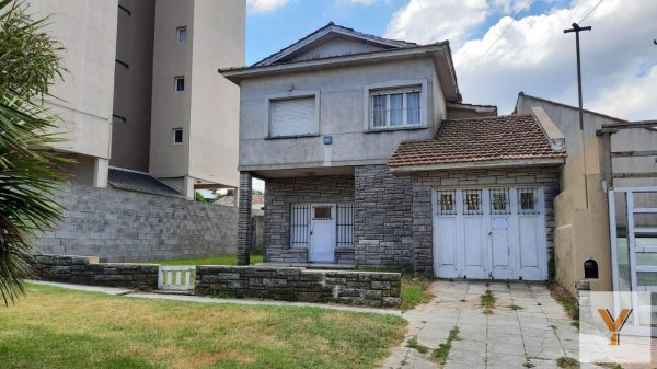 Casa en venta | 5 ambientes | Punta Mogotes | Mar Del Plata