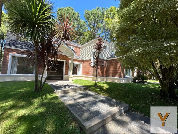 Casa en venta | 5 ambientes | Pinamar Norte | Pinamar