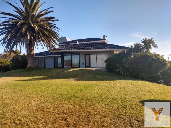 Casa en venta | 5 ambientes | Centro Playa | Pinamar