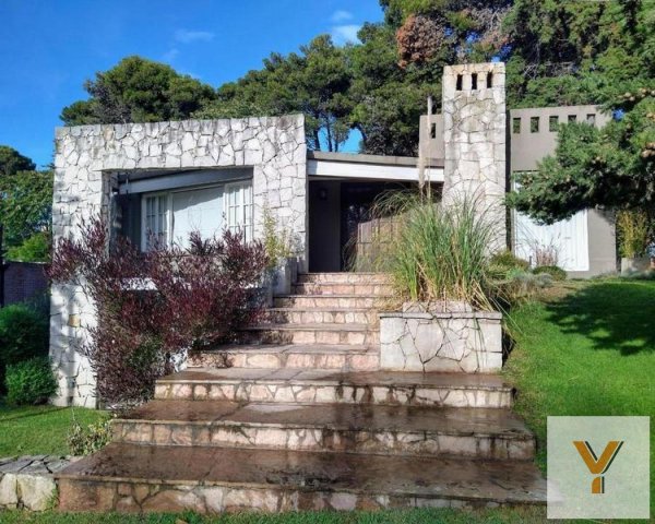 Casa en venta | 6 ambientes | Centro | Pinamar