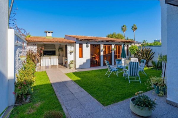 Casa en venta | 5 ambientes | Caisamar | Mar Del Plata