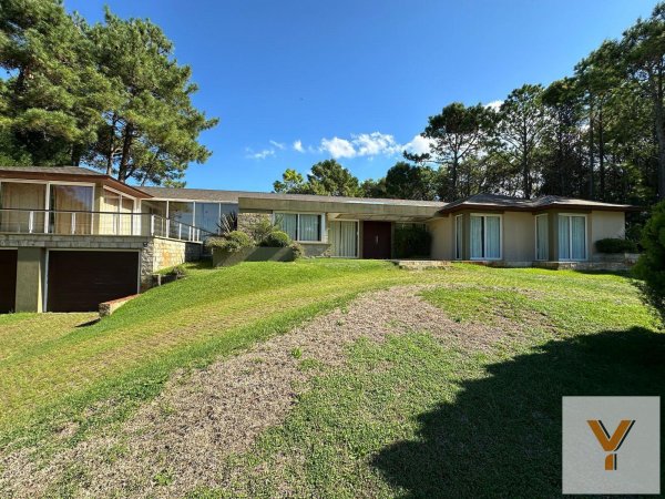 Casa en venta | 7 ambientes | Bosque | Pinamar