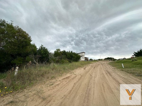 Lote | Barrio Costa Esmeralda | Pinamar