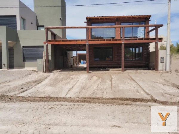 Casa en venta | 6 ambientes | Claromeco