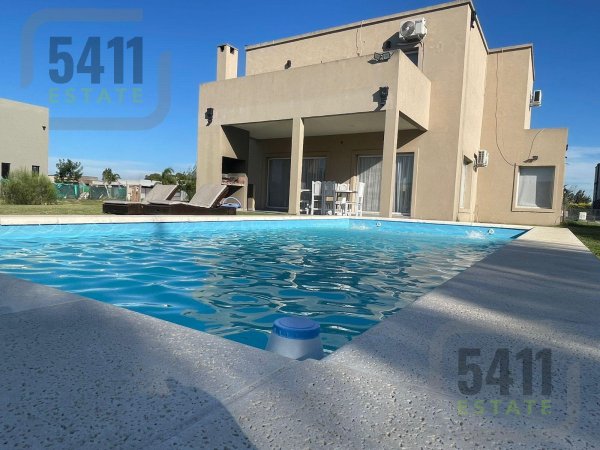 Casa en alquiler | 5 ambientes | Barrio Santa Juana
