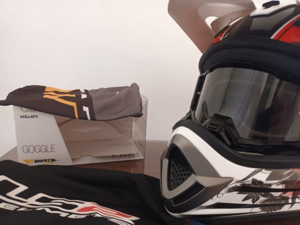 VENDO CASCO LS2 + ANTIPARRA WIRTZ 