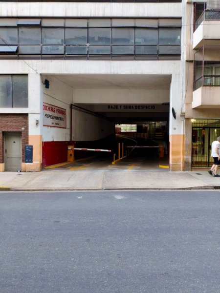 Cochera en venta | Recoleta