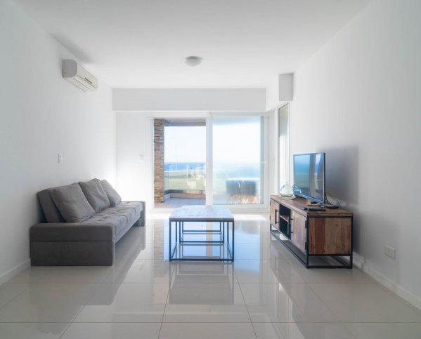 Departamento en alquiler | 3 ambientes | Playa Mansa | Punta del Este