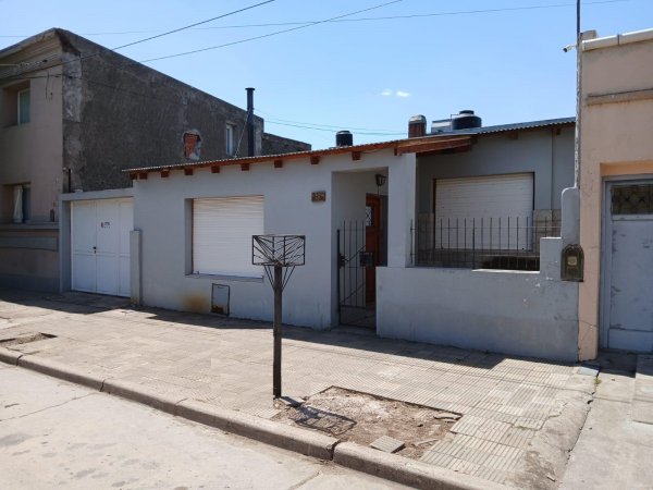 Casa en venta | 3 ambientes | Loberia