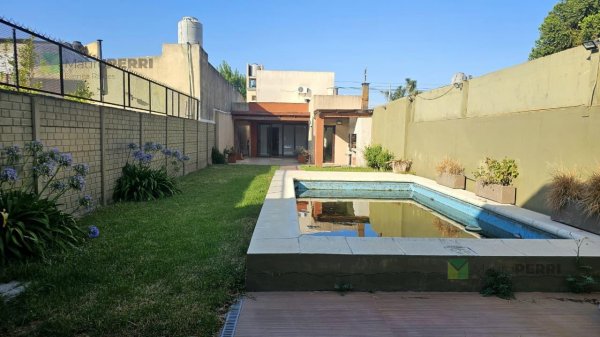 Casa en venta | 5 ambientes | Berisso