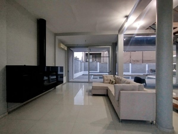 Casa en venta | 7 ambientes | Mendoza