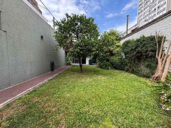 Casa en venta | 8 ambientes | Rosario