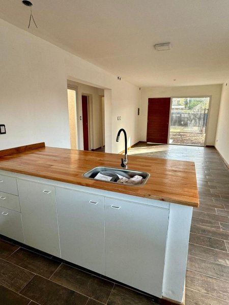 Casa en venta | 3 ambientes | Garita 15 | Funes