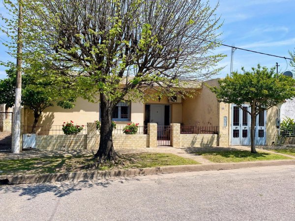 Casa en venta | 5 ambientes | Uranga | Rosario