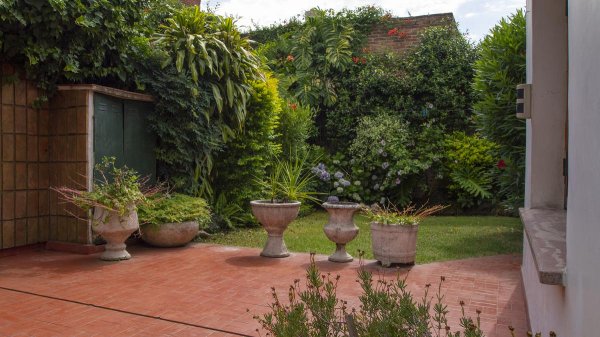Casa en venta | 8 ambientes | Alberdi | Rosario