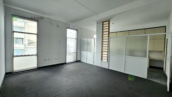 Oficina en alquiler | 2 ambientes | La Plata