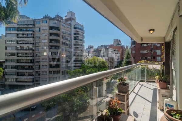 Departamento en venta | 7 ambientes | Pocitos | Montevideo