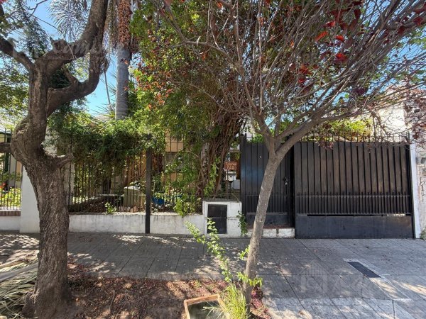 Casa en venta | 4 ambientes | Moron