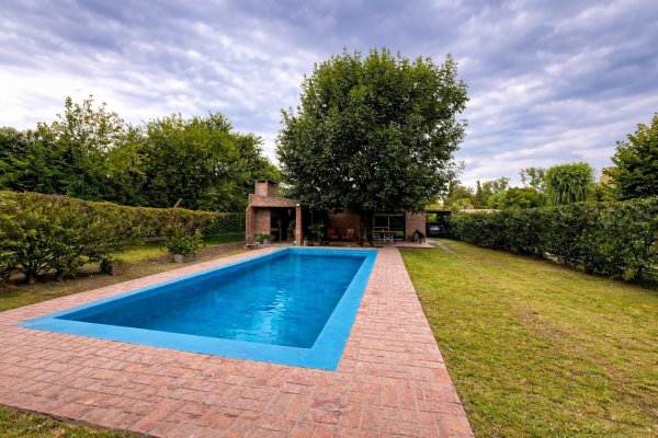 Casa en venta | 3 ambientes | Roldan