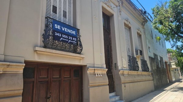 Casa en venta | 8 ambientes | Parana
