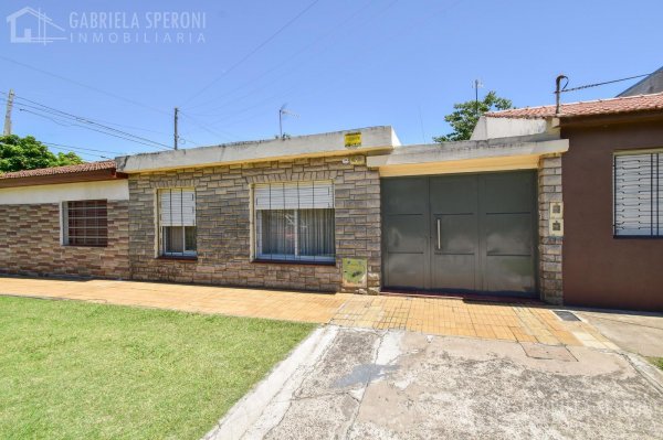 Casa en venta | 3 ambientes | Temperley