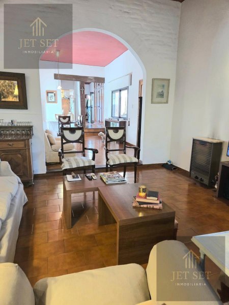 Casa en venta | 8 ambientes | Alto Alberdi | Cordoba