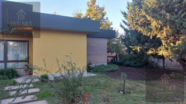 Casa en venta | 6 ambientes | Valle del Golf | Malagueno