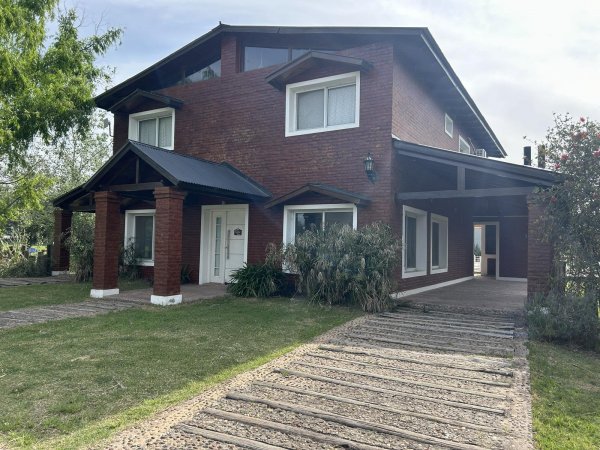 Casa en venta | 6 ambientes | Puerto Roldan | Roldan