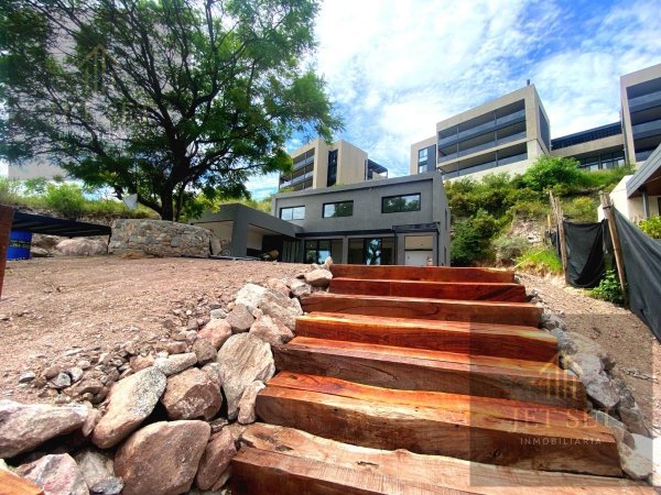 Casa en venta | 5 ambientes | La Cuesta