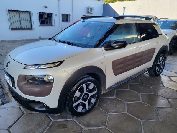 Citroen  C 4 Cactus 1.2 Pure Tech Shine At6
