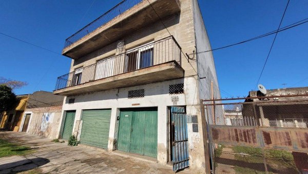 Casa en venta | 7 ambientes | Banfield