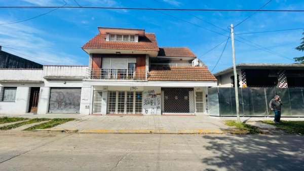 Casa en venta | 6 ambientes | Jose Marmol | Almirante Brown ,est. Adrogue