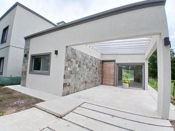 Casa en venta | 3 ambientes | Domselaar