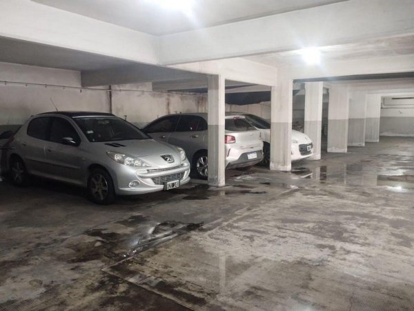 Cochera en venta | Lan&uacute;s Oeste | Lanus